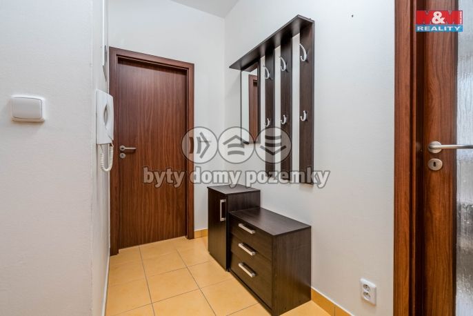 Prodej, Byt 1+kk, Milovice