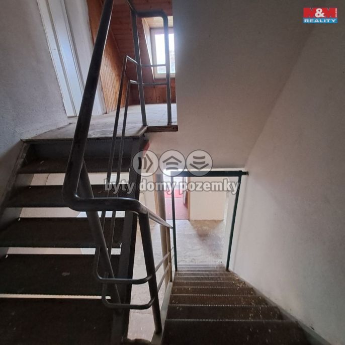 Prodej, Obchod a služby, Břidličná