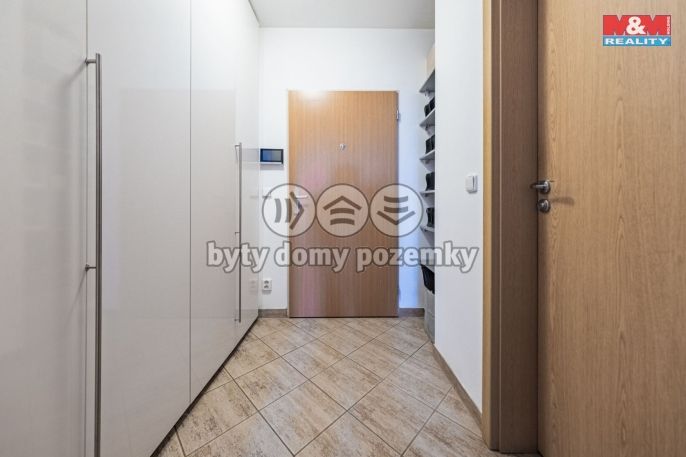 Prodej, Byt 1+kk, Praha