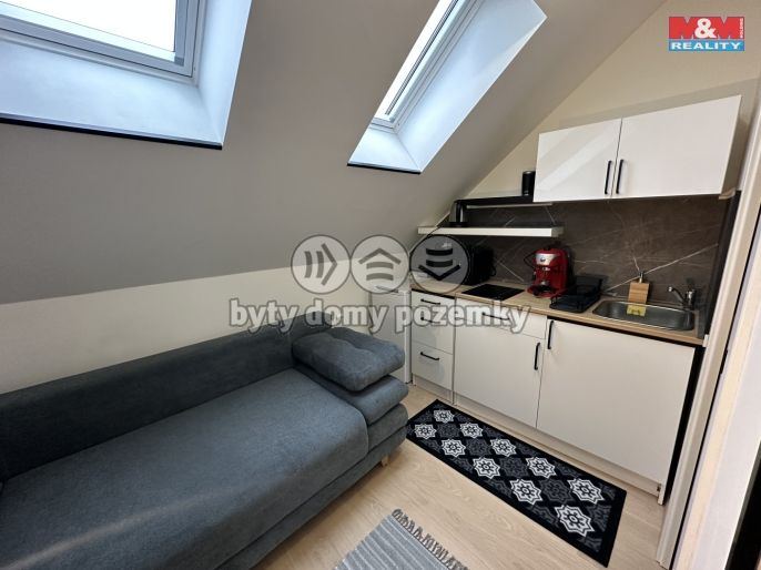 Pronájem, Byt 1+kk, Praha