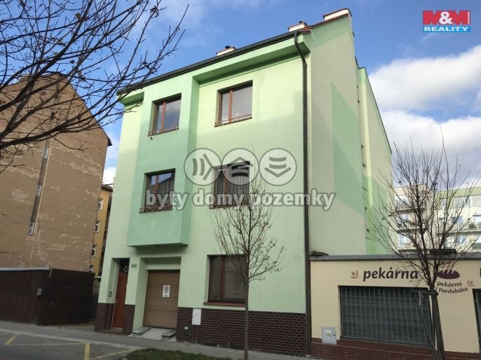 Pronájem, Byt 1+kk, Pardubice