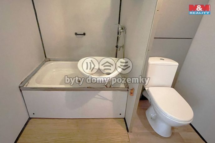 Prodej, Byt 1+kk, Verneřice