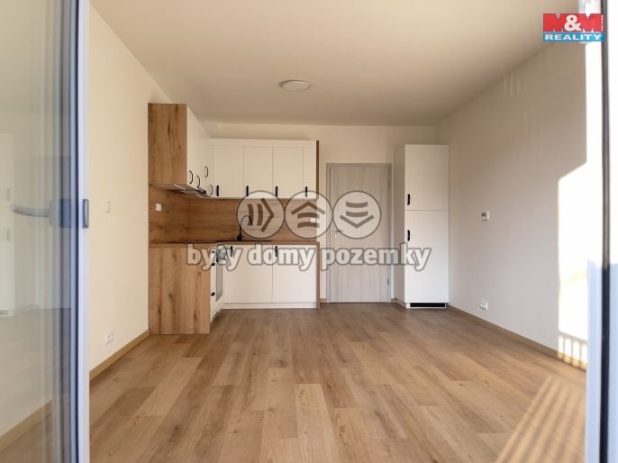 Pronájem, Byt 1+kk, Zlín