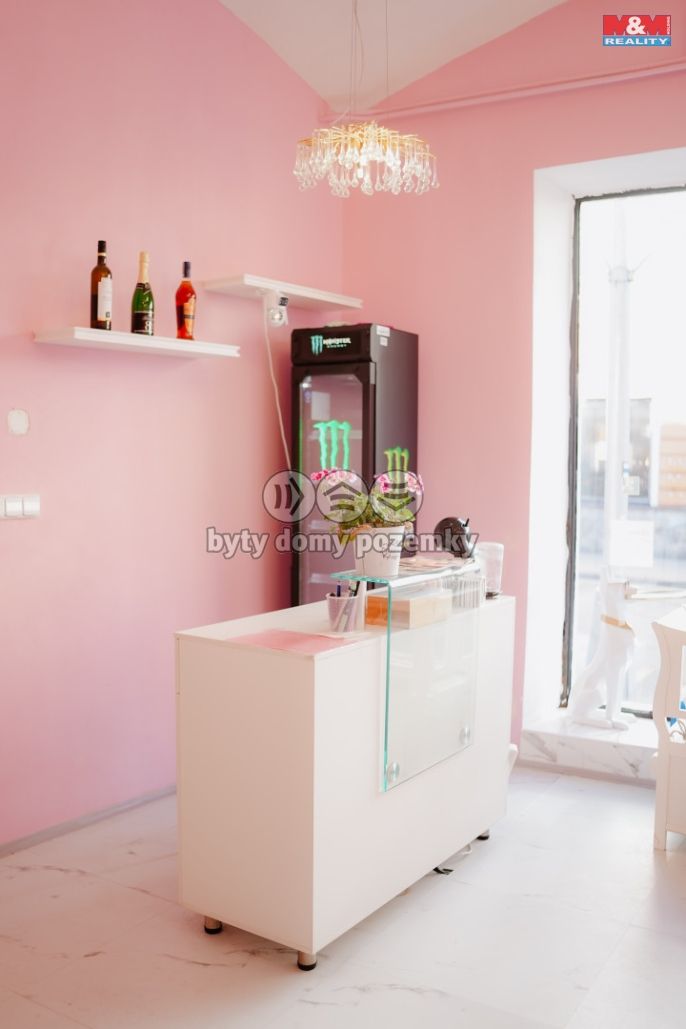 Prodej, Obchod a služby, Náchod