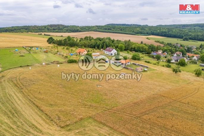 Prodej, Pozemek k bydlení, Lužany