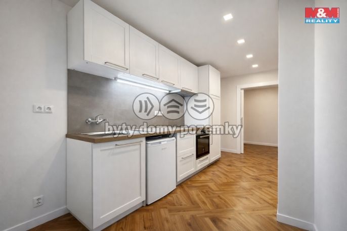 Pronájem, Byt 1+1, Trutnov