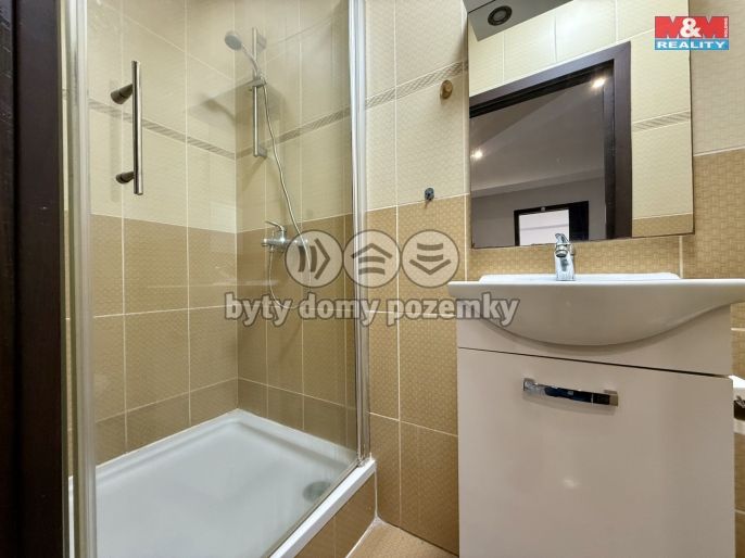 Pronájem, Byt 2+1, Benešov