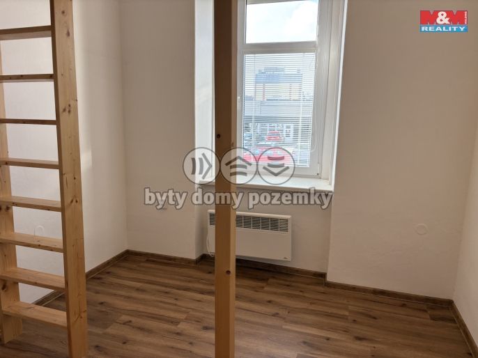 Pronájem, Byt 1+kk, Chrudim