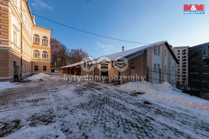 Prodej, Obchod a služby, Nejdek