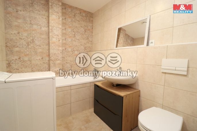 Pronájem, Byt 2+kk, Nová Role