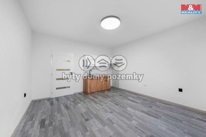 Prodej, Byt 2+kk, Osek