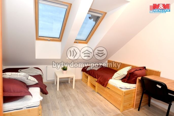 Pronájem, Byt 1+kk, Pardubice