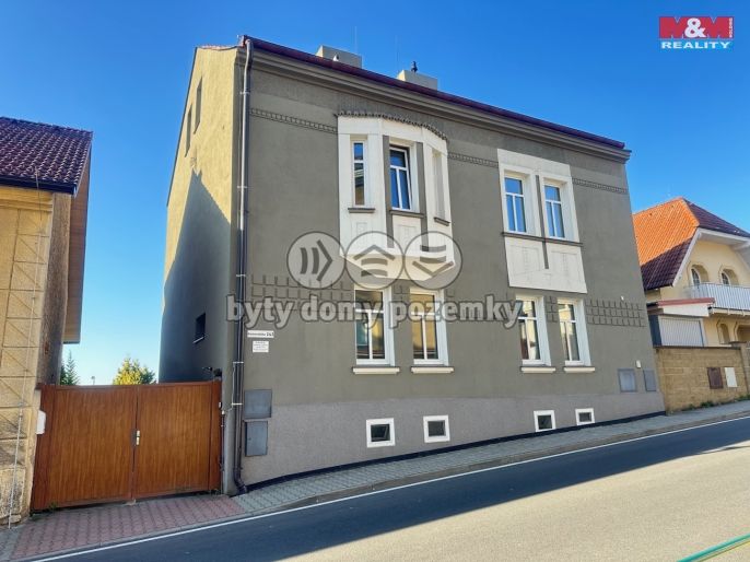 Pronájem, Byt 1+kk, Dobrovice
