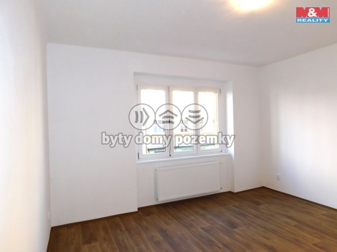 Pronájem, Byt 3+1, Cheb