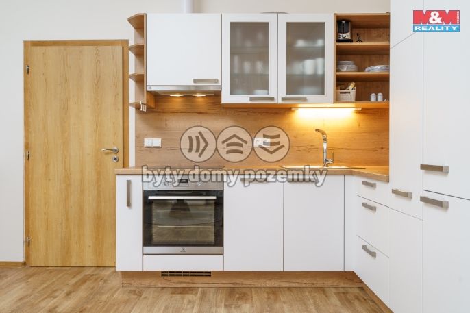 Pronájem, Byt 2+kk, Karlovy Vary