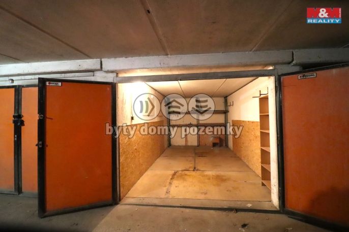 Prodej, Garáž, Most