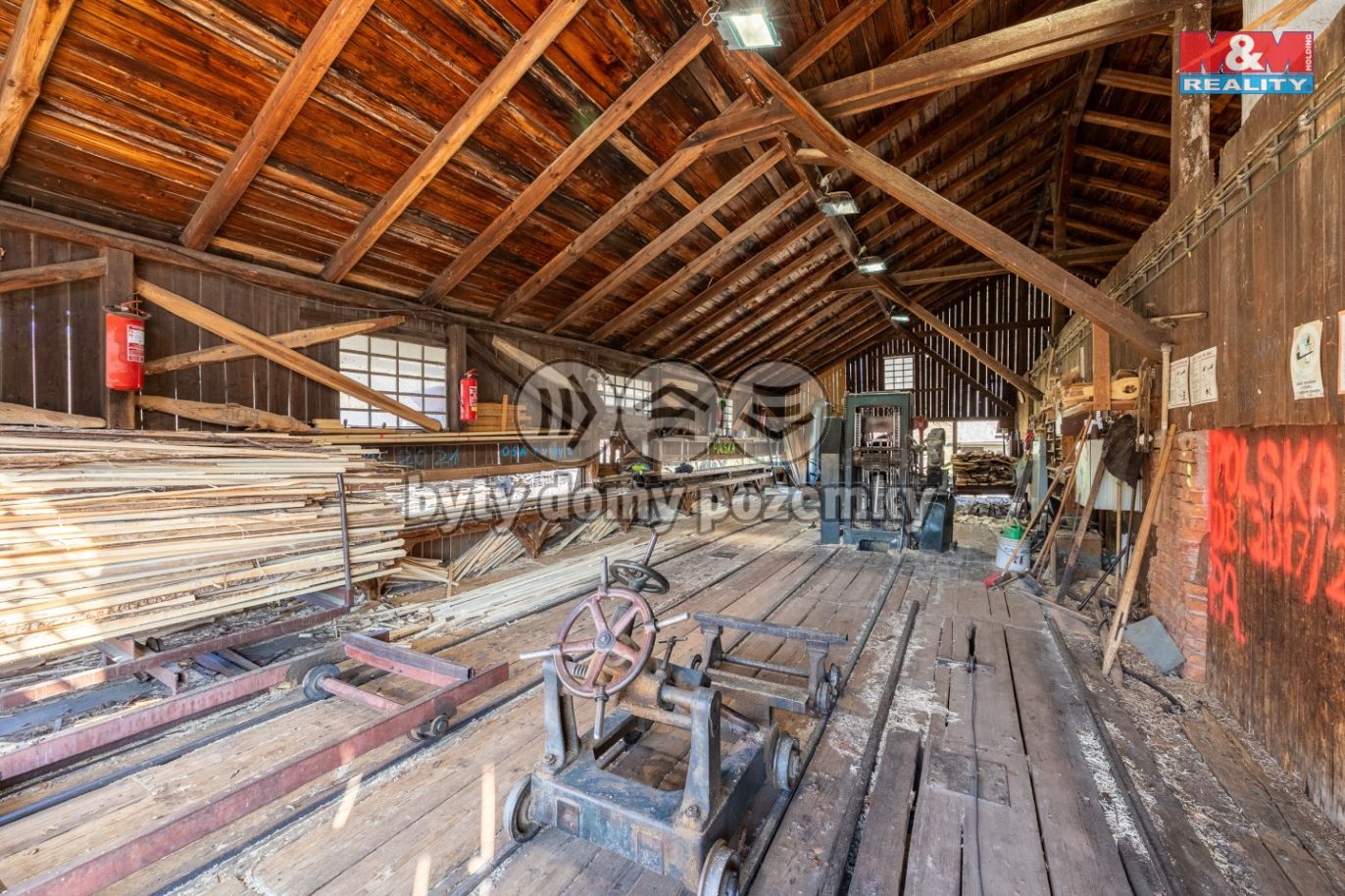 8Y7A1108-HDR.jpg