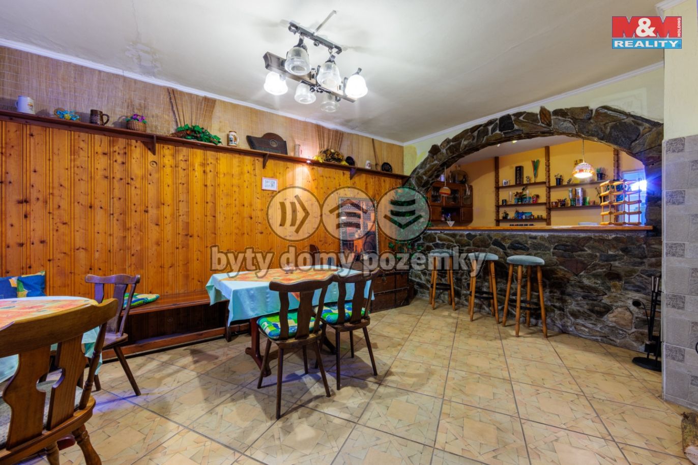 6U1A4042-HDR.jpg