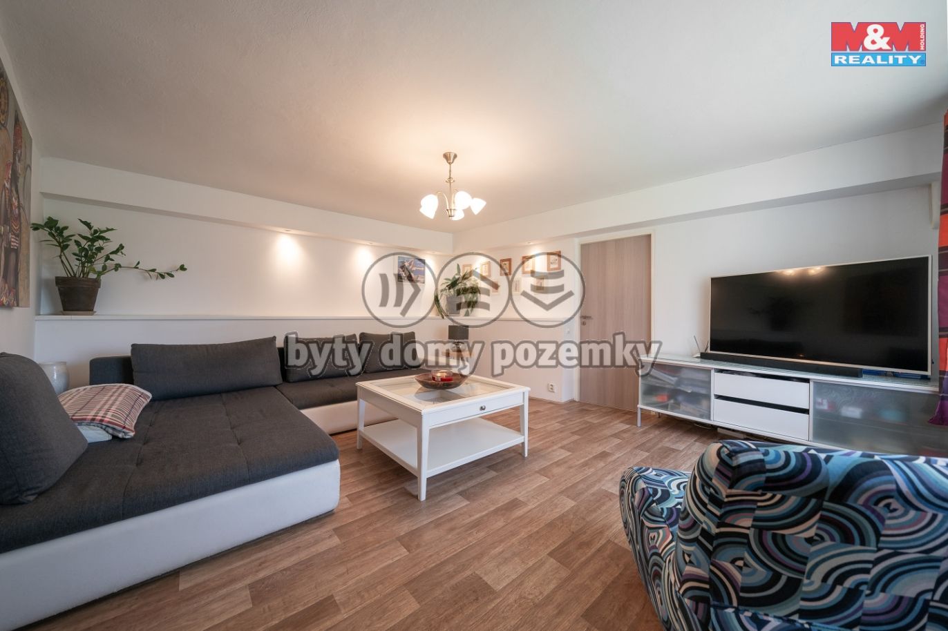 Prodej rodinného domu, 153 m², Všechromy
