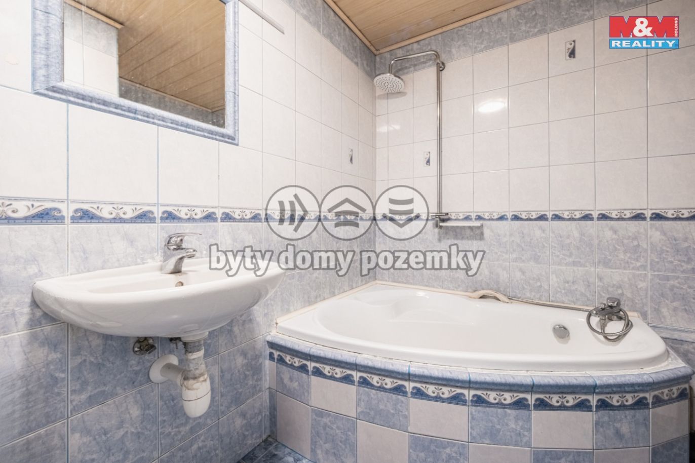 872416 - Prodej bytu 4+1, 89 m², Čestice