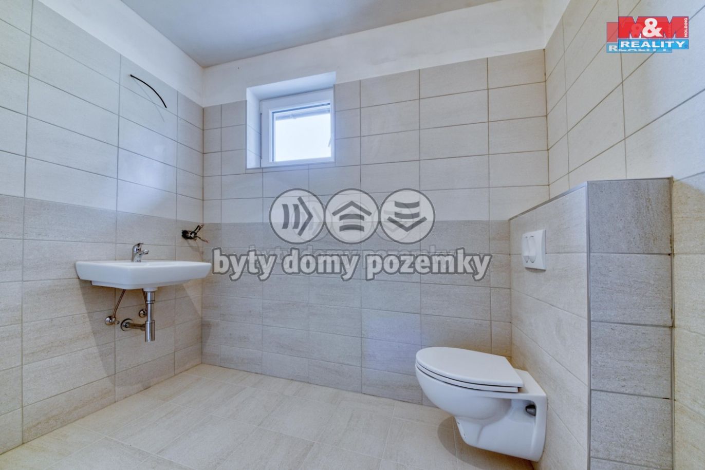 5aee1584-761a-4c77-bd44-926eeb992526.jpg