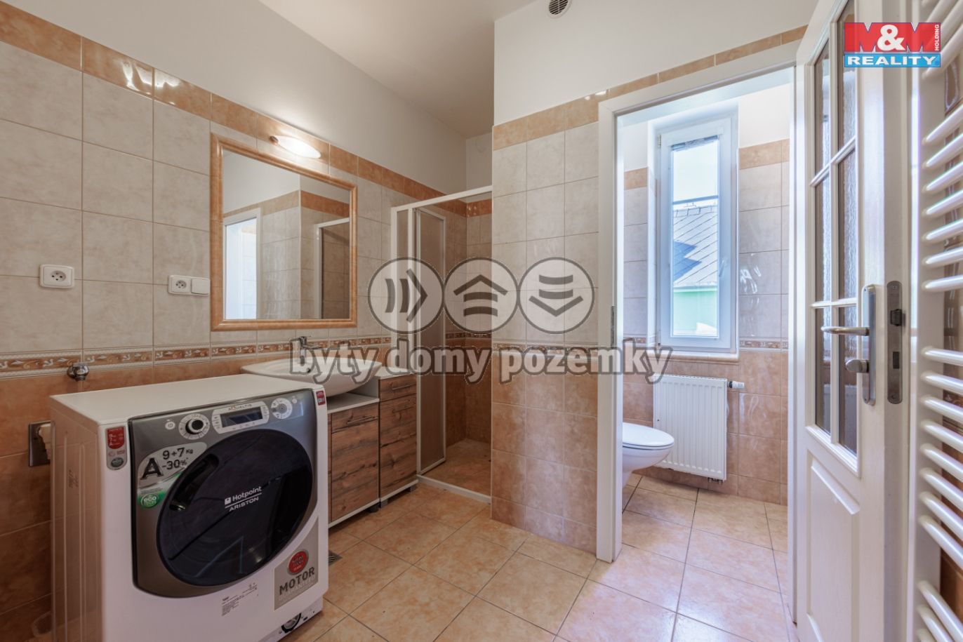 6U1A7933-HDR.jpg