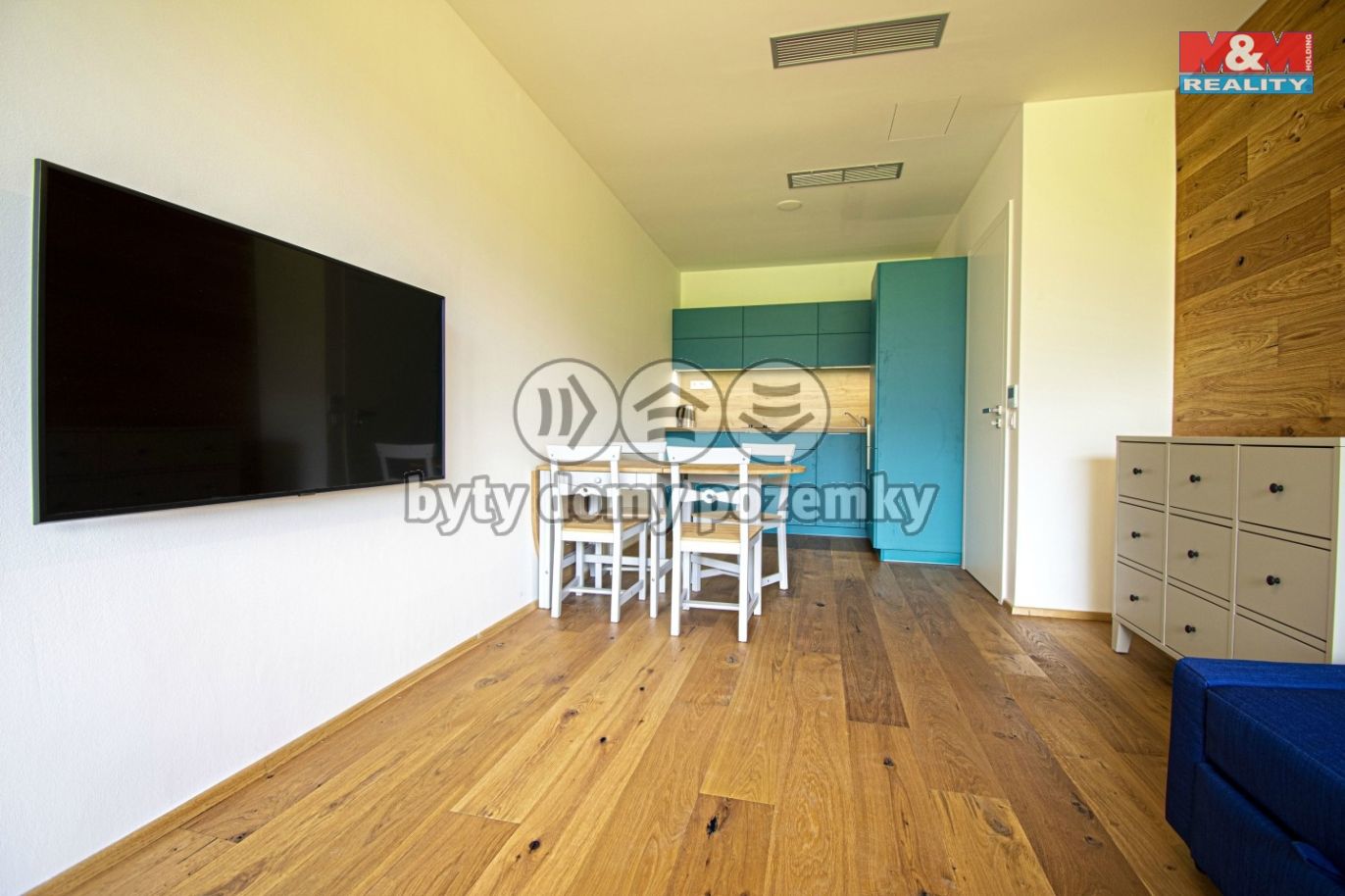 edc4dcdf-7341-4a93-a98e-a3d712a5ec7b.jpg