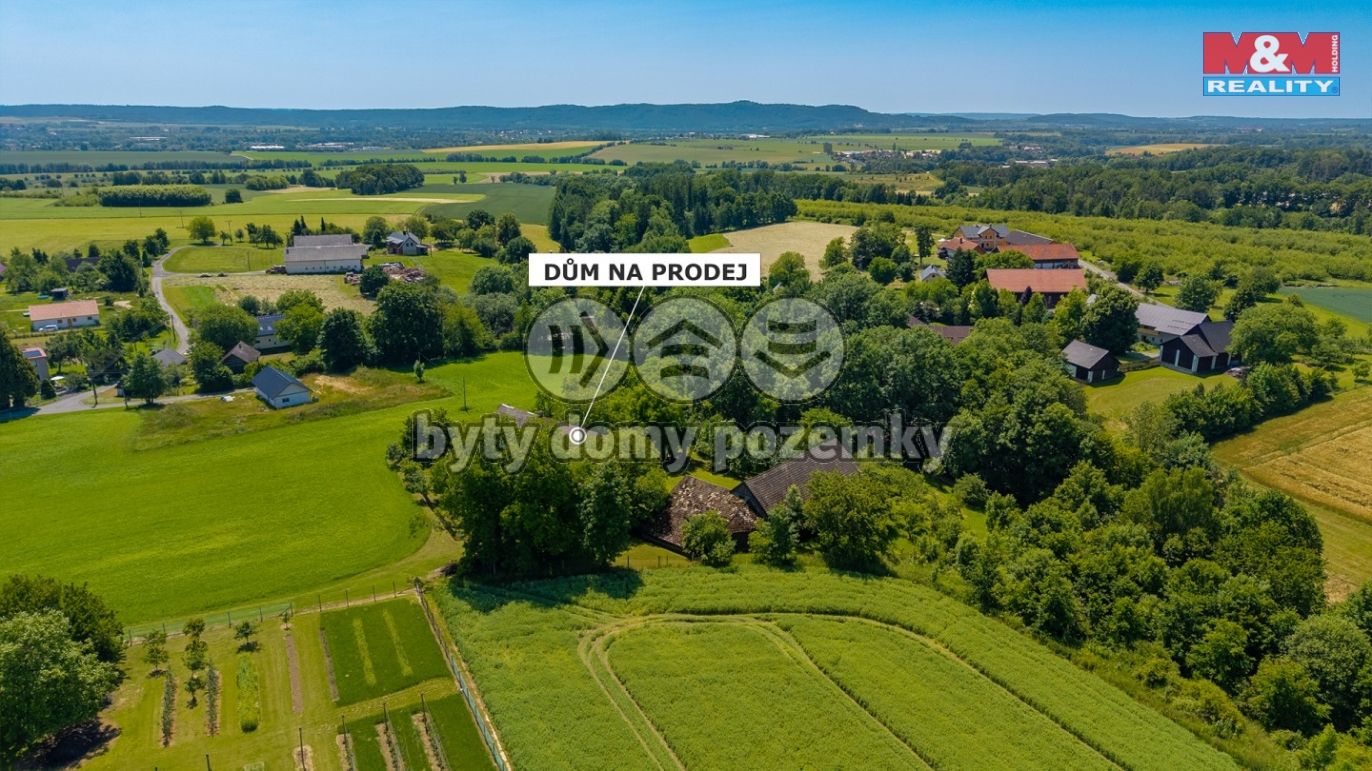 nemovitost a okolí