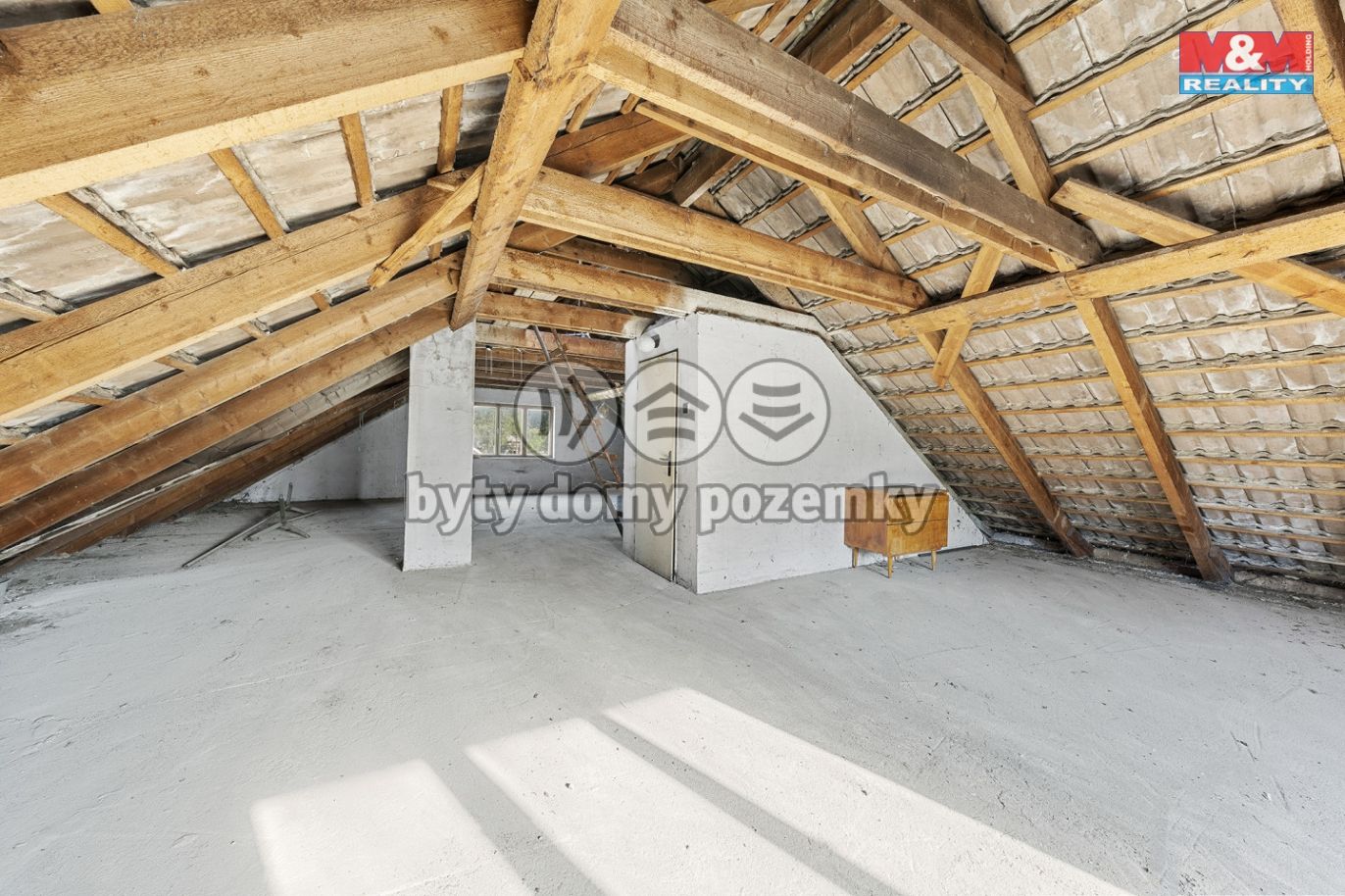 půda
