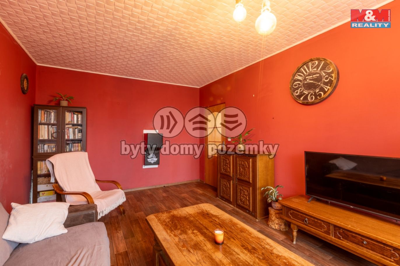Realitni╠ü fotografie - Louny - Kla╠üra Pr╠îibi╠ükova╠ü - 5.jpg
