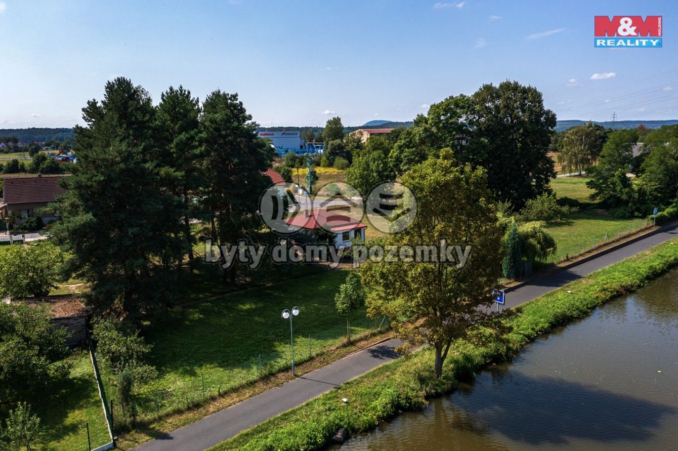 dům