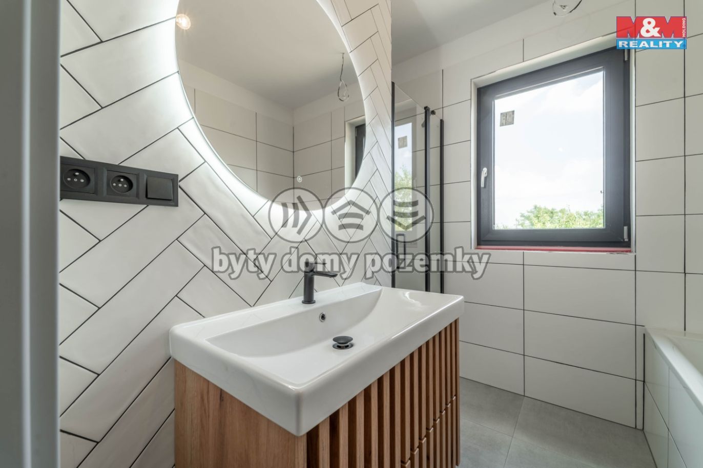 SKR03944-HDR.jpg