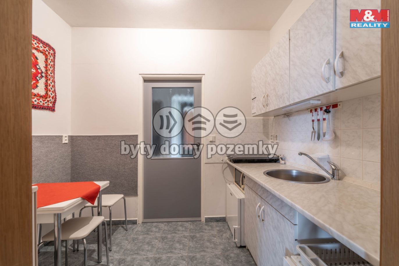 Kuchyně v apartmánu