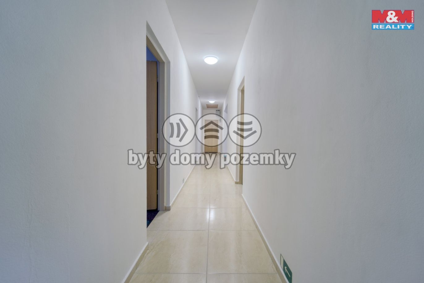 0a48bef5-9a32-42cd-9181-6dfbf6d30f9b.jpg