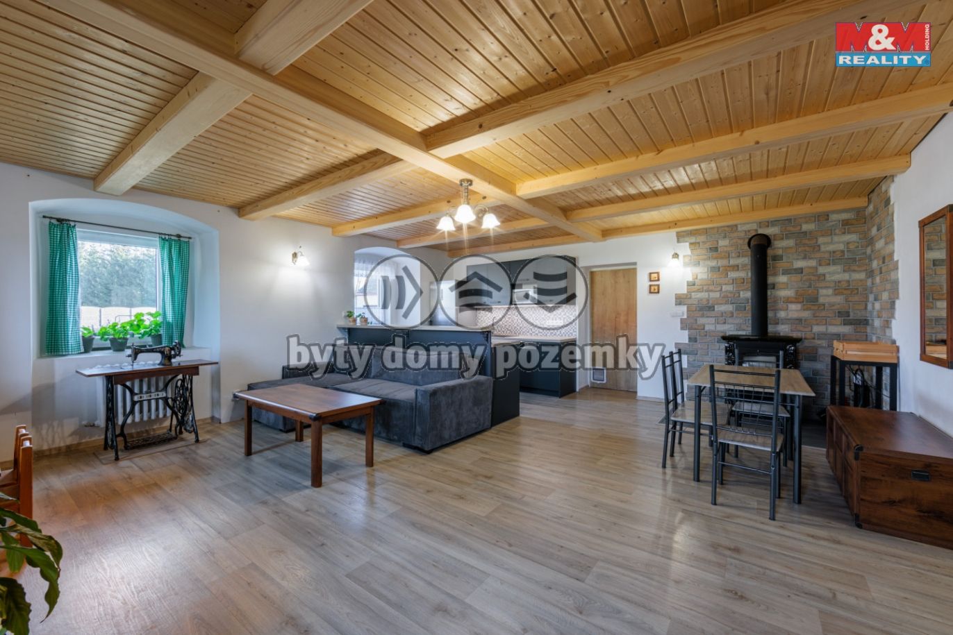 6U1A8564-HDR.jpg