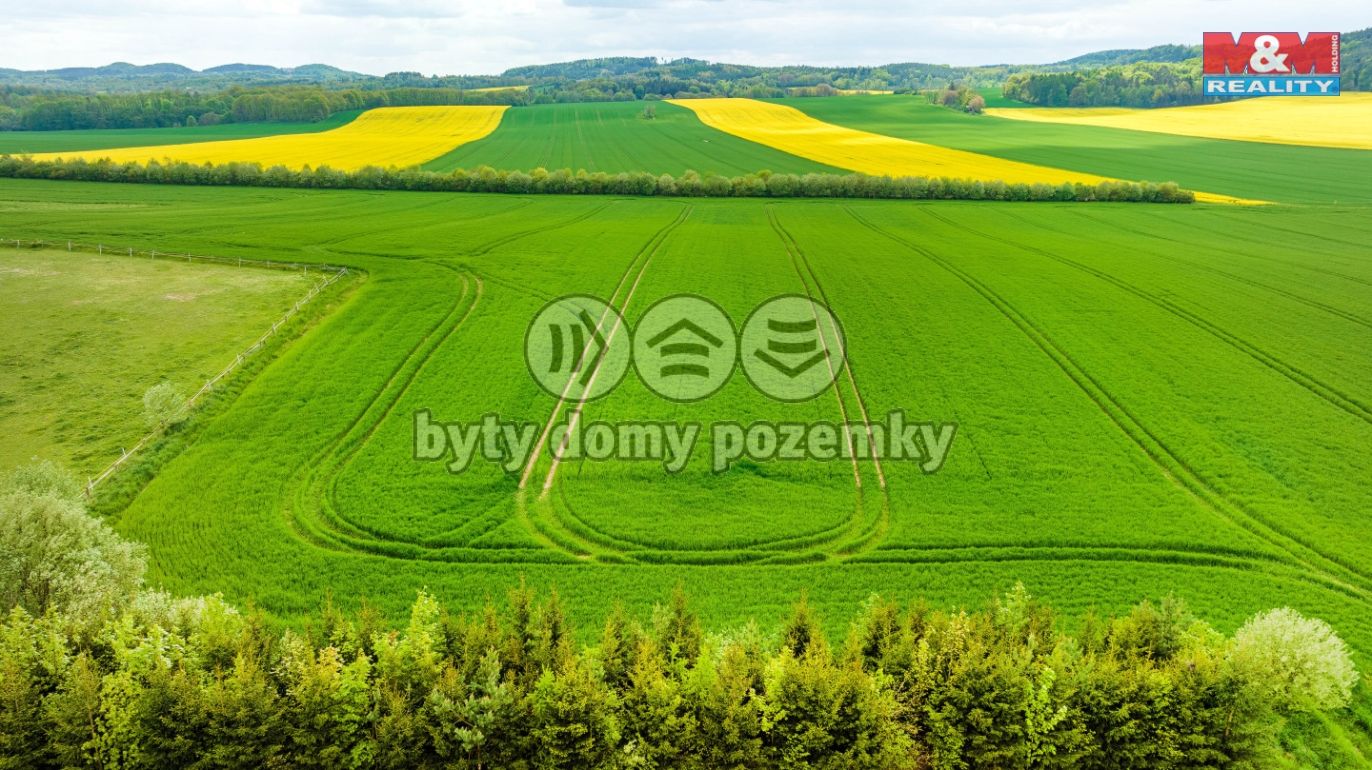 pohled na pozemek