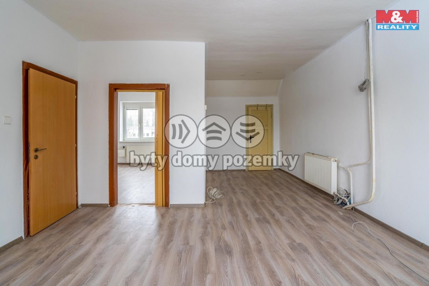 dda58330-9a7a-414d-90a4-73d2ce3187cb.jpg