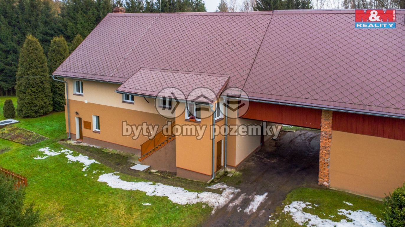 pohled na dům