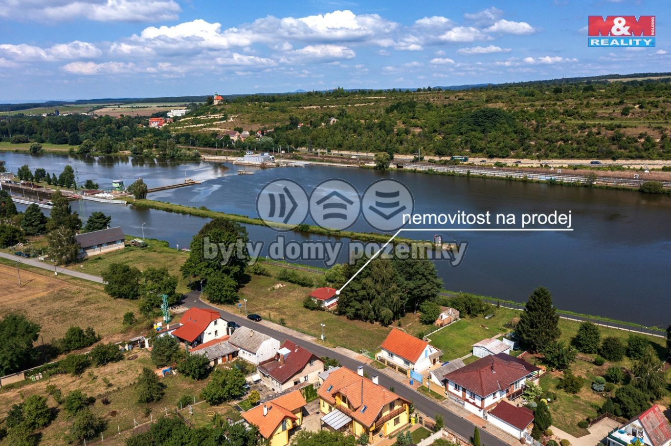 dům