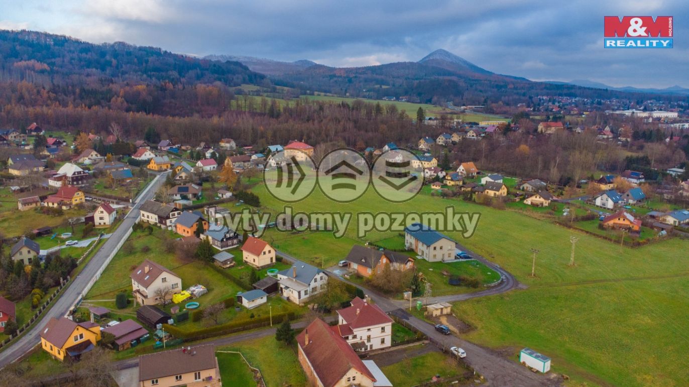Pohled na pozemek