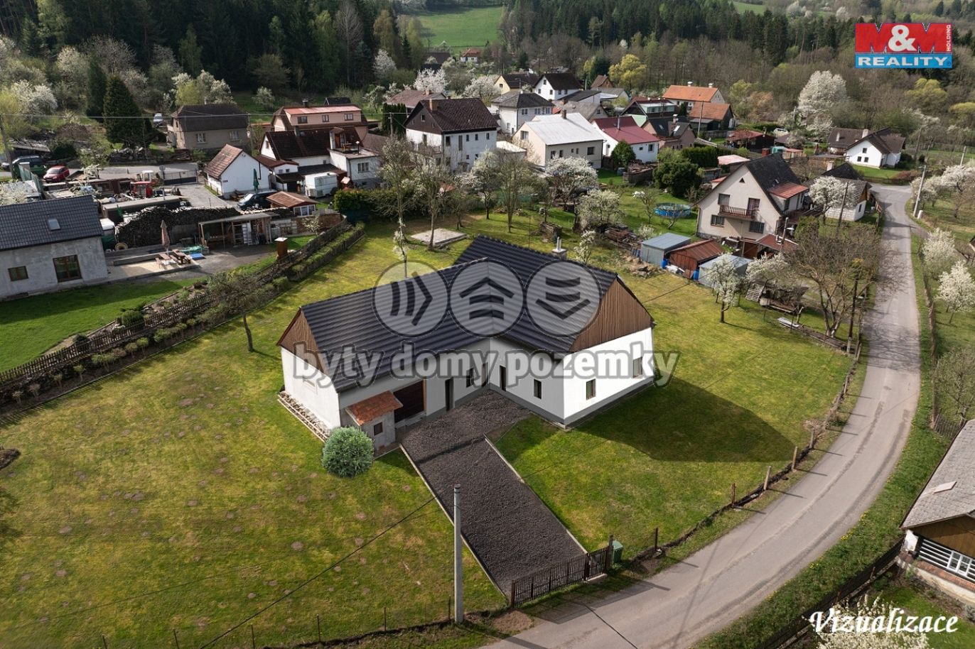 Dům