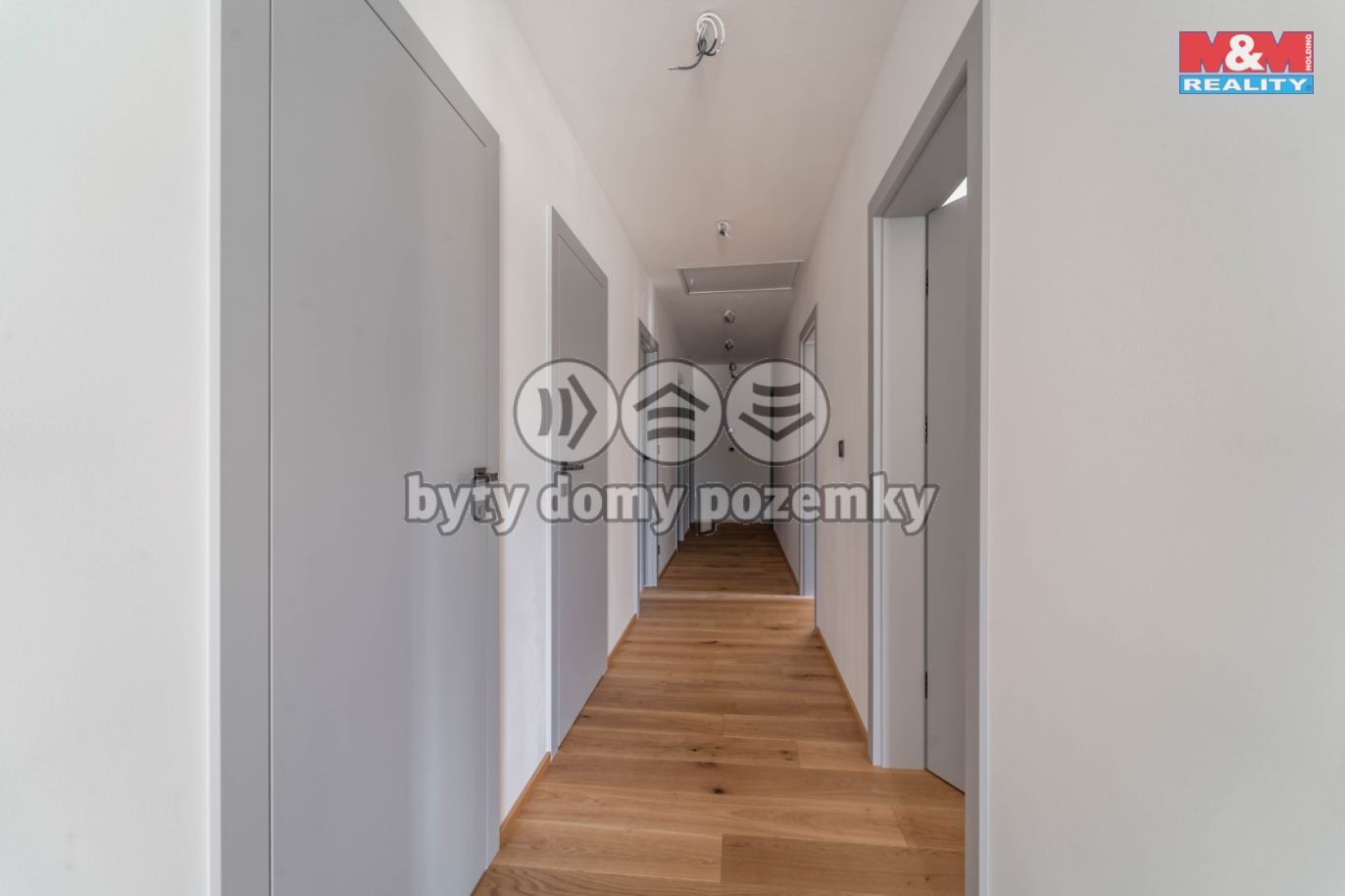 SKR04067-HDR.jpg