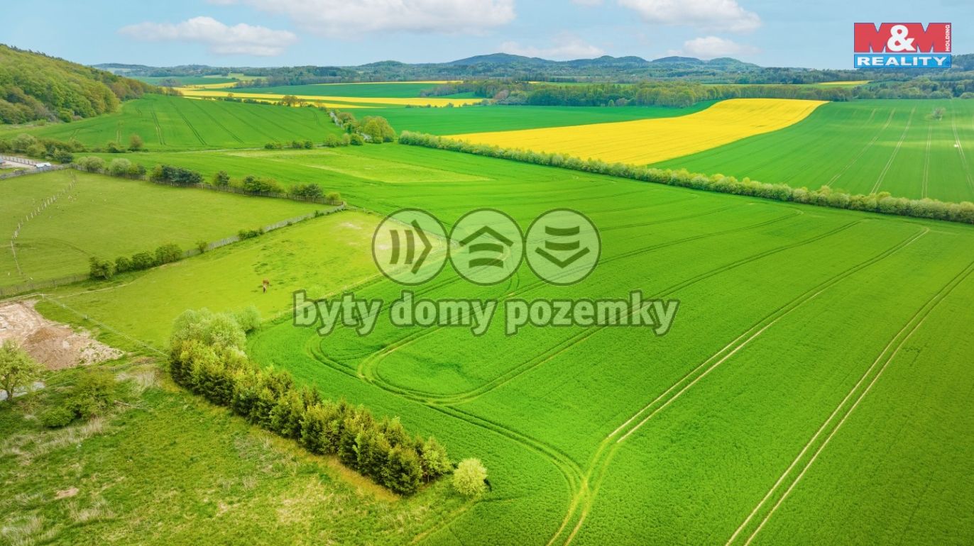 pohled na pozemek