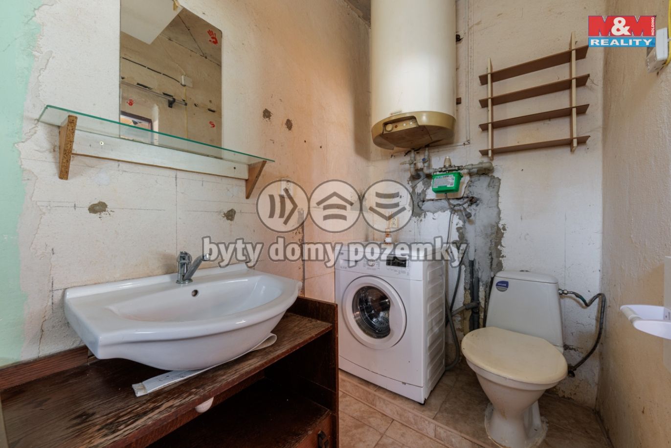 6U1A2329-HDR.jpg