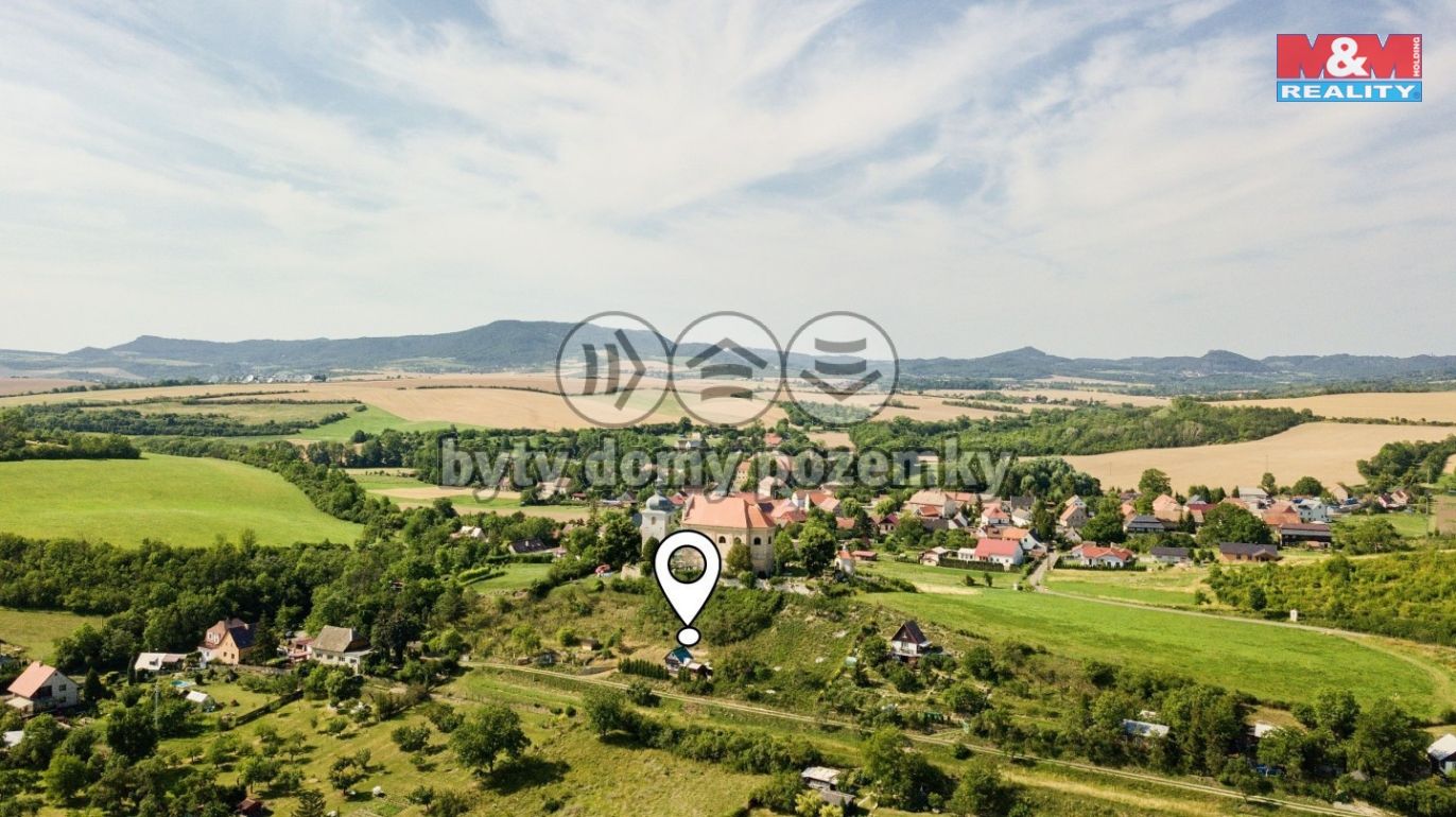 Zahrada v obci