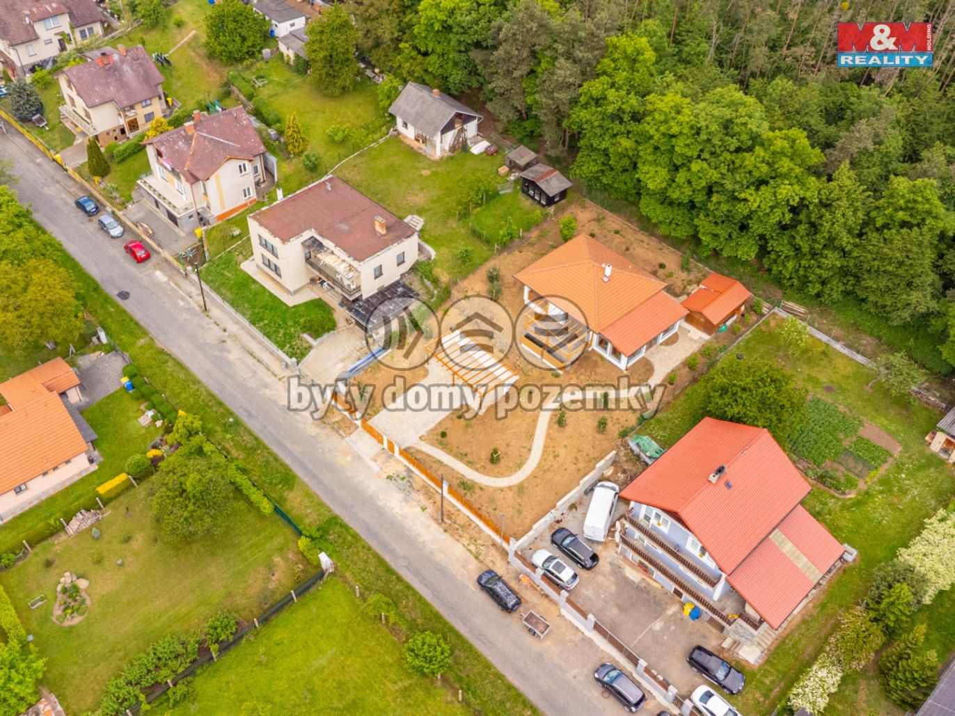 RODINNY DUM ZVIROTICE DRON-9.jpg