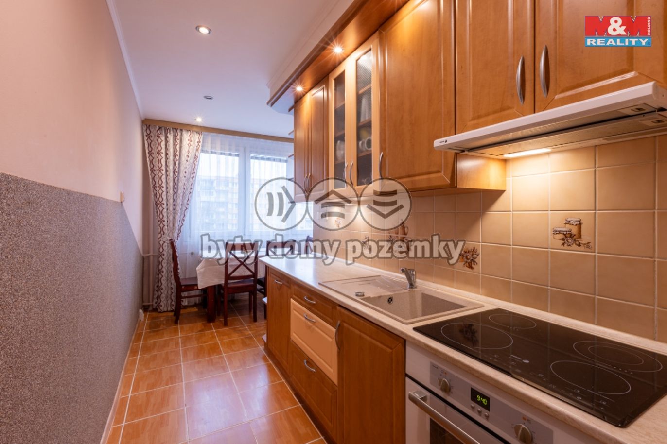 Realitni╠ü fotografie - Louny - Kla╠üra Pr╠îibi╠ükova╠ü - 13.jpg