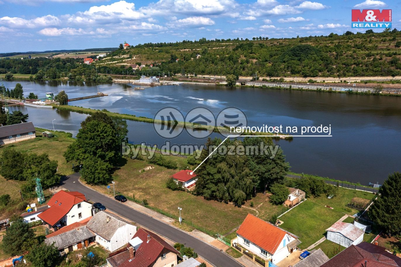 dům