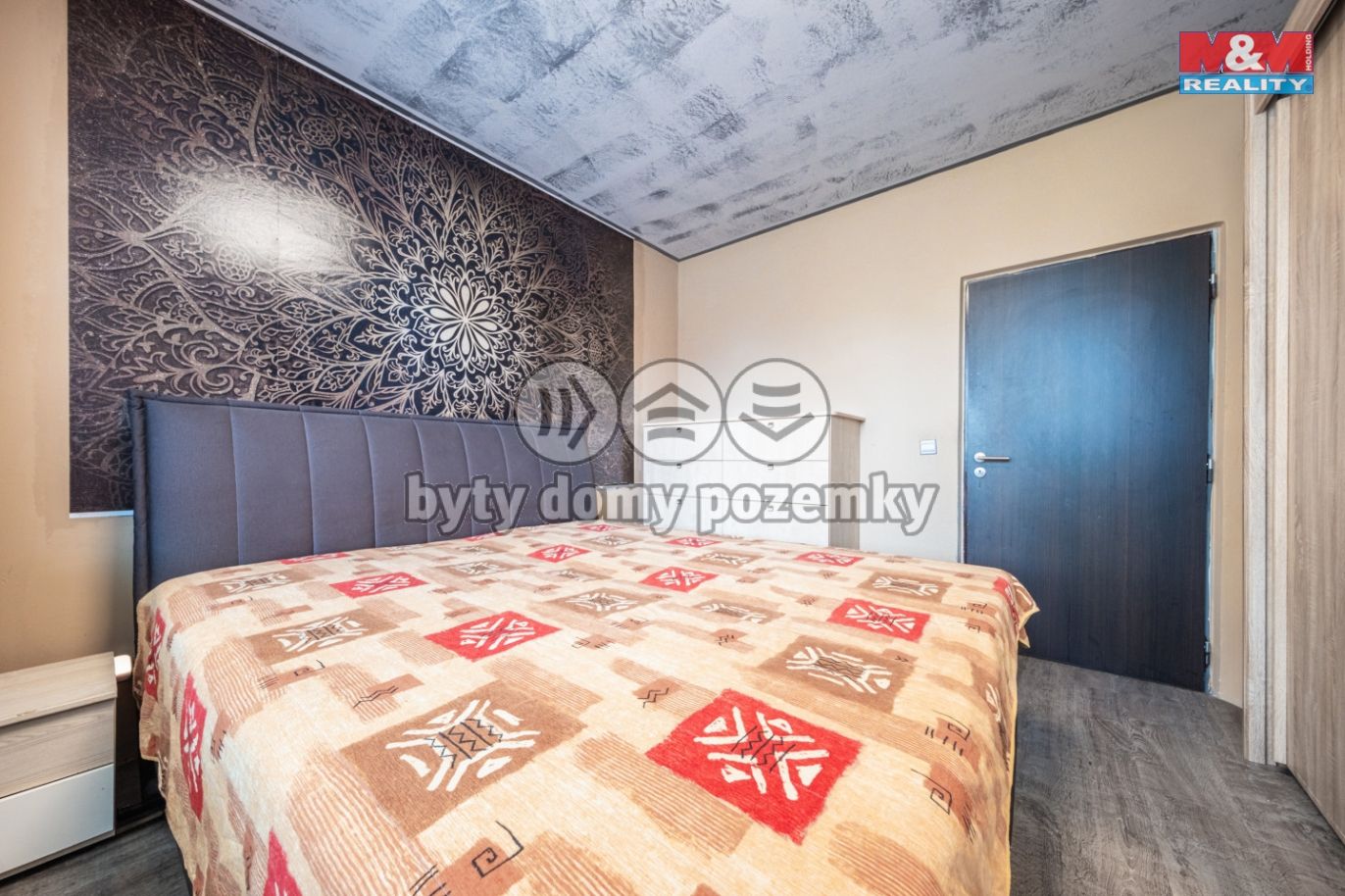 872416 - Prodej bytu 4+1, 89 m², Čestice