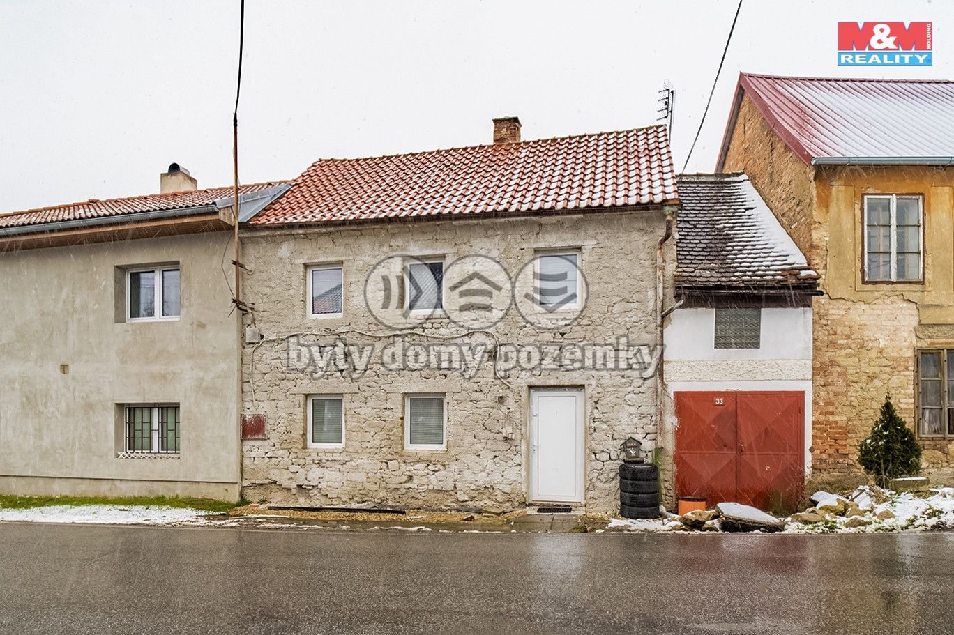 Dům